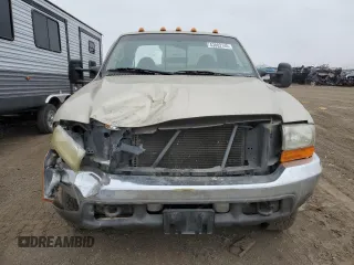2001 Ford Super Duty F-250 XL with VIN 1FTNX21F11EA22593, listed as a Copart auction lot 43002145 with 213,819 mi miles and Salvage Title. Bid and sale history available at carsss.com. Image 5.