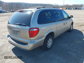 2006 Chrysler Town & Country Touring with VIN 2A8GP54L06R727898, listed as a IAAI auction lot 41893586 with 119,296 mi miles and . Bid and sale history available at DreamBid. Image 4.