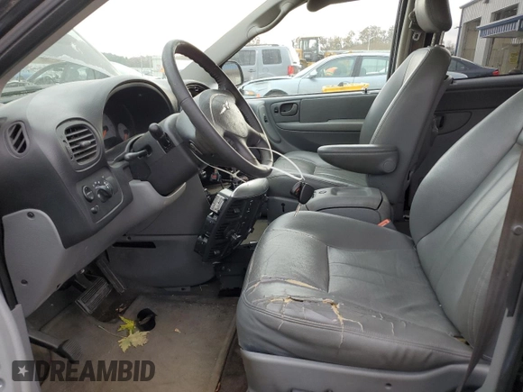 2005 Chrysler Town & Country Touring z VIN 2C4GP54L85R204487, wystawiony jako Copart lot #78522974 z przebiegiem 184 042 mil mil oraz Nie do naprawy • Non repairable. Historia ofert i sprzedaży dostępna na DreamBid. Obrazek 7.