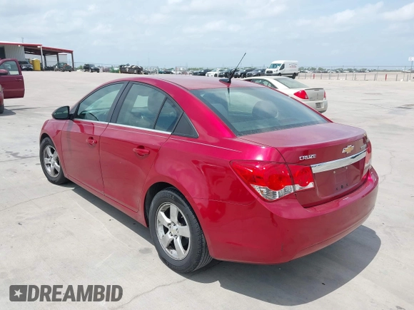 2014 Chevrolet Cruze 1LT z VIN 1G1PC5SB5E7400628, wystawiony jako IAAI lot #42071723 z przebiegiem 97 997 mil mil oraz . Historia ofert i sprzedaży dostępna na DreamBid. Obrazek 3.