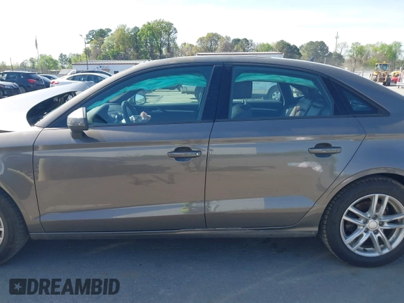 2016 Audi A3 2.0T Premium with VIN WAUB8GFF8G1020827, listed as a IAAI auction lot 41931226 with 111,167 mi miles. Bid and sale history available at carsss.com. Image 14.