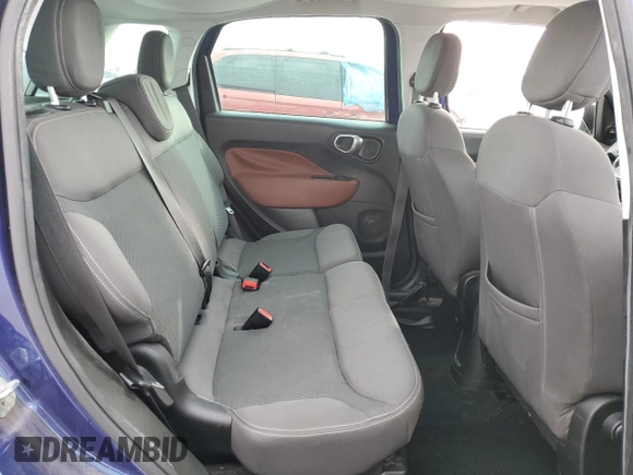 2015 FIAT 500L Urbana Trekking with VIN ZFBCFADH5FZ033732, listed as a Copart auction lot 82686434 with 90,690 mi miles and Clean Title. Bid and sale history available at carsss.com. Image 10.