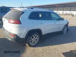 2018 Jeep Cherokee Latitude Plus with VIN 1C4PJLLB1JD590634, listed as a IAAI auction lot 41801859 with 89,457 mi miles. Bid and sale history available at carsss.com. Image 4.