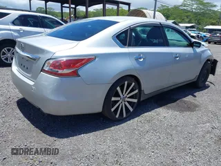 2015 Nissan Altima S with VIN 1N4AL3AP1FC276466, listed as a IAAI auction lot 42164997 with Not provided miles and . Bid and sale history available at DreamBid. Image 4.