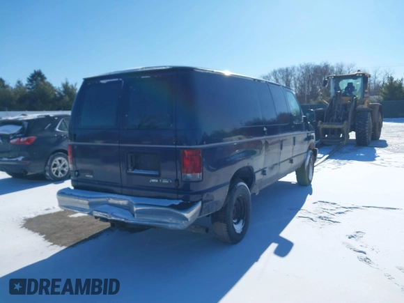 2012 Ford Econoline Cargo Super Duty Commercial with VIN 1FTSE3EL1CDA15652, listed as a IAAI auction lot 41346633 with 265,217 mi miles and . Bid and sale history available at carsss.com. Image 4.