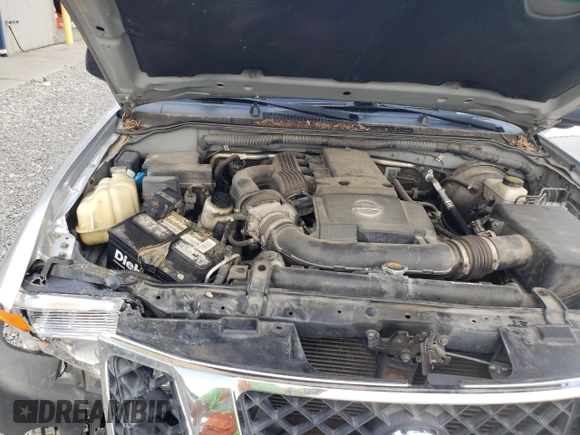 2012 Nissan Pathfinder S z VIN 5N1AR1NN4CC626315, wystawiony jako Copart lot #57136535 z przebiegiem 127 193 mil mil oraz Szkoda całkowita • Salvage title. Historia ofert i sprzedaży dostępna na DreamBid. Obrazek 12.