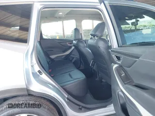 2022 Subaru Forester Limited with VIN JF2SKAPC0NH483301, listed as a IAAI auction lot 42463755 with 14,530 mi miles and . Bid and sale history available at DreamBid. Image 8.