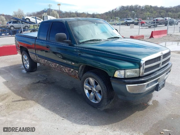 2000 Dodge Ram 1500 with VIN 1B7HC13Y0YJ119724, listed as a IAAI auction lot 41857558 with 173,330 mi miles. Bid and sale history available at carsss.com. Image 1.