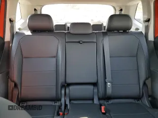2019 Volkswagen Tiguan SE with VIN 3VV2B7AX2KM055543, listed as a Copart auction lot 52182215 with 40,563 mi miles and Salvage Title. Bid and sale history available at DreamBid. Image 10.
