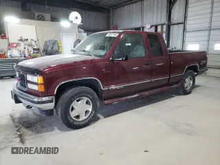1997 GMC Sierra 1500 z VIN 2GTEK19R8V1547469, wystawiony jako Copart lot #53297765 z przebiegiem 127 837 mil mil oraz Szkoda całkowita • Salvage title. Historia ofert i sprzedaży dostępna na DreamBid. Obrazek 1.