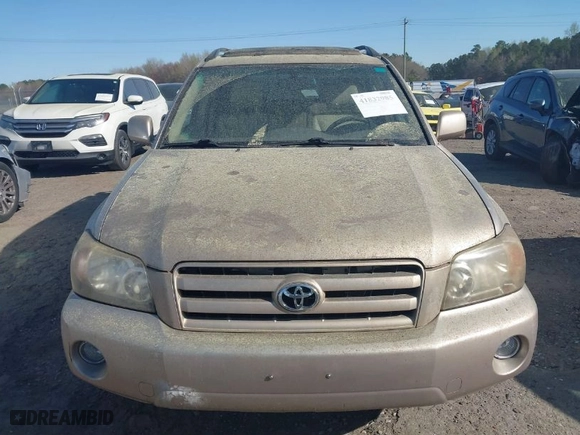 2004 Toyota Highlander with VIN JTEDP21A240032210, listed as a IAAI auction lot 41832985 with 1 mi miles. Bid and sale history available at carsss.com. Image 6.