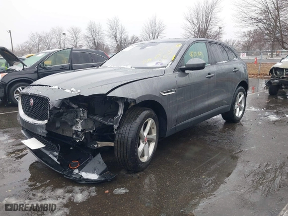 2018 Jaguar F-PACE 30t Premium with VIN SADCJ2GX0JA237967, listed as a IAAI auction lot 41512495 with 82,082 mi miles. Bid and sale history available at carsss.com. Image 2.