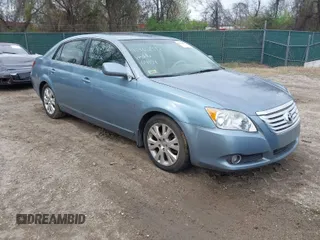 2009 Toyota Avalon XL with VIN 4T1BK36B49U339178, listed as a IAAI auction lot 41962992 with 168,810 mi miles. Bid and sale history available at carsss.com. Image 1.