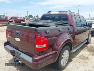 2007 Ford Explorer Sport Trac Limited z VIN 1FMEU33817UA04229, wystawiony jako IAAI lot #42469547 z przebiegiem 200 859 mil mil oraz . Historia ofert i sprzedaży dostępna na DreamBid. Obrazek 4.