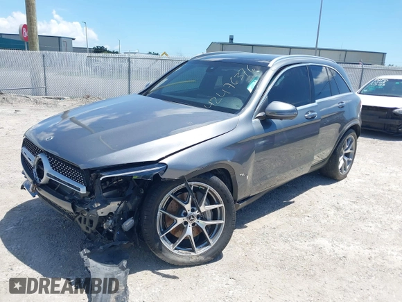2020 Mercedes-Benz GLC 300 with VIN W1N0G8DB8LF780474, listed as a IAAI auction lot 42476376 with 66,690 mi miles and . Bid and sale history available at DreamBid. Image 17.