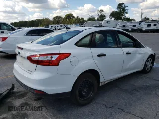 2013 Ford Focus S with VIN 1FADP3E2XDL326410, listed as a Copart auction lot 73015994 with 65,900 mi miles and Salvage Title. Bid and sale history available at carsss.com. Image 3.