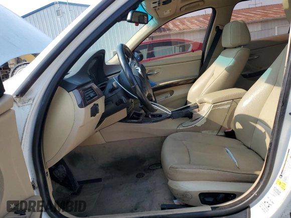 2007 BMW 3 Series 328i with VIN WBAVA33557KX74414, listed as a Copart auction lot 59158635 with 135,672 mi miles and Clean title. Bid and sale history available at DreamBid. Image 7.