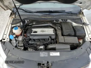 2010 Volkswagen CC Lux Limited Edition z VIN WVWHN7ANXAE559180, wystawiony jako Copart lot #52904395 z przebiegiem 102 449 mil mil oraz Szkoda całkowita • Salvage title. Historia ofert i sprzedaży dostępna na DreamBid. Obrazek 11.