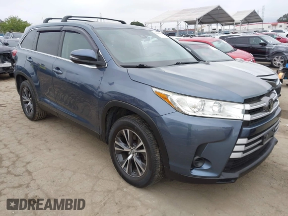 2019 Toyota Highlander LE z VIN 5TDZARFH2KS051554, wystawiony jako IAAI lot #42185481 z przebiegiem 206 754 mil mil oraz . Historia ofert i sprzedaży dostępna na DreamBid. Obrazek 1.