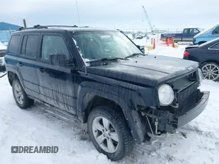2015 Jeep Patriot Sport z VIN 1C4NJRBB4FD347418, wystawiony jako IAAI lot #41609314 z przebiegiem 121 337 mil mil oraz . Historia ofert i sprzedaży dostępna na DreamBid. Obrazek 1.
