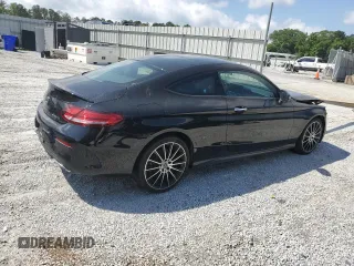 2022 Mercedes-Benz C 300 z VIN W1KWJ8DB9NG114133, wystawiony jako Copart lot #57494415 z przebiegiem 51 853 mil mil oraz Czysty tytuł • Clean title. Historia ofert i sprzedaży dostępna na DreamBid. Obrazek 3.