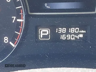 2015 Nissan Pathfinder Platinum z VIN 5N1AR2MM0FC613659, wystawiony jako IAAI lot #42194214 z przebiegiem 138 180 mil mil oraz . Historia ofert i sprzedaży dostępna na DreamBid. Obrazek 15.