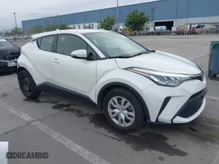 2021 Toyota C-HR LE with VIN JTNKHMBX1M1098521, listed as a IAAI auction lot 41539775 with 14,840 mi miles. Bid and sale history available at carsss.com. Image 1.