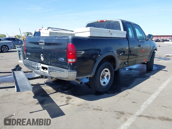 1998 Ford F-150 z VIN 1FTZX18W1WNB51510, wystawiony jako IAAI lot #41725588 z przebiegiem 223 158 mil mil oraz . Historia ofert i sprzedaży dostępna na DreamBid. Obrazek 4.