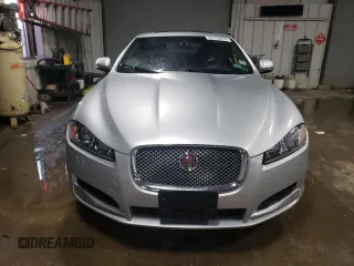 2015 Jaguar XF V6 Portfolio with VIN SAJWJ0FF2F8U68438, listed as a Copart auction lot 85130674 with 71,878 mi miles and Salvage Title. Bid and sale history available at carsss.com. Image 5.