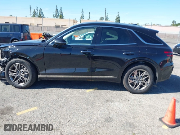 2024 Genesis GV70 2.5T with VIN 5NMMADTB6RH002125, listed as a IAAI auction lot 41840203 with 2,827 mi miles and . Bid and sale history available at DreamBid. Image 14.