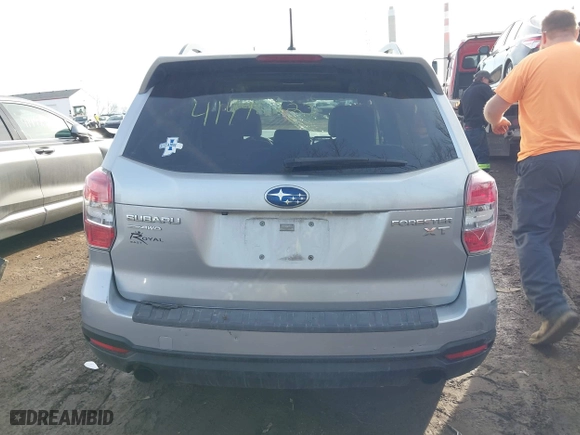 2014 Subaru Forester 2.0XT Premium with VIN JF2SJGDC5EH541302, listed as a IAAI auction lot 41498223 with 82,733 mi miles. Bid and sale history available at carsss.com. Image 17.