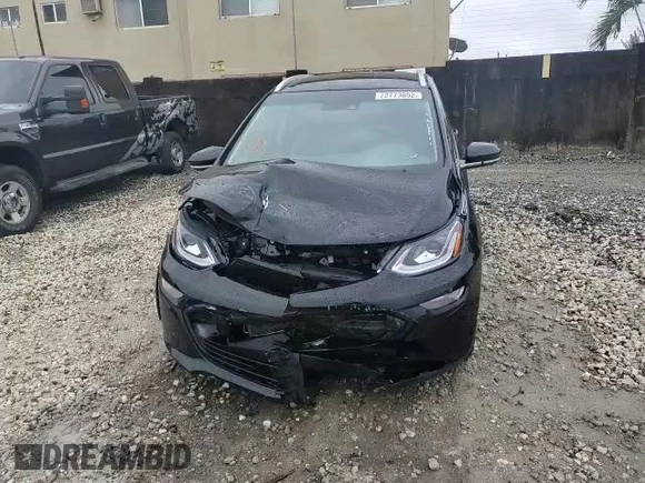 2020 Chevrolet Bolt EV Premier with VIN 1G1FZ6S08L4117945, listed as a Copart auction lot 72773852 with 13,820 mi miles. Bid and sale history available at carsss.com. Image 11.