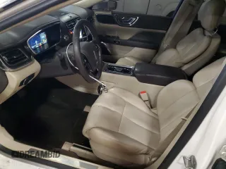 2017 Lincoln Continental Premiere with VIN 1LN6L9PK2H5624406, listed as a Copart auction lot 43251725 with 48,059 mi miles and Salvage Title. Bid and sale history available at carsss.com. Image 7.