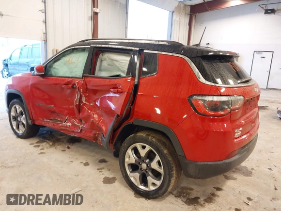2018 Jeep Compass Limited with VIN 3C4NJDCB4JT113302, listed as a IAAI auction lot 41481864 with 202,510 mi miles and . Bid and sale history available at carsss.com. Image 3.