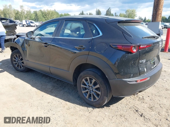 2023 Mazda CX-30 S z VIN 3MVDMBAM0PM519901, wystawiony jako IAAI lot #42255344 z przebiegiem 20 839 mil mil oraz . Historia ofert i sprzedaży dostępna na DreamBid. Obrazek 3.