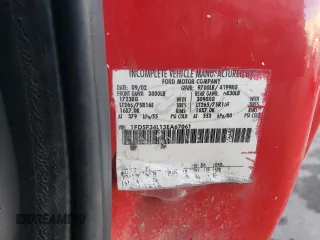 2003 Ford F-350 z VIN 1FDSF34L13EA67061, wystawiony jako Copart lot #82886924 z przebiegiem 159 097 mil mil oraz Czysty tytuł • Clean title. Historia ofert i sprzedaży dostępna na DreamBid. Obrazek 13.