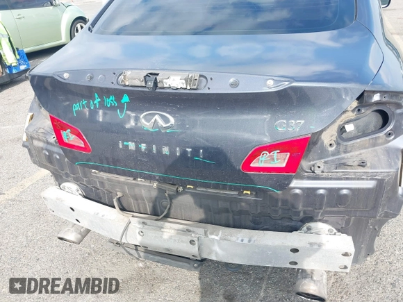 2011 Infiniti G25 Journey with VIN JN1DV6AP1BM830275, listed as a IAAI auction lot 41905361 with 153,169 mi miles. Bid and sale history available at carsss.com. Image 14.