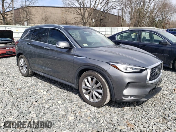 2020 Infiniti QX50 Essential z VIN 3PCAJ5M33LF108704, wystawiony jako Copart lot #49284725 z przebiegiem 45 691 mil mil oraz Szkoda całkowita • Salvage title. Historia ofert i sprzedaży dostępna na DreamBid. Obrazek 4.