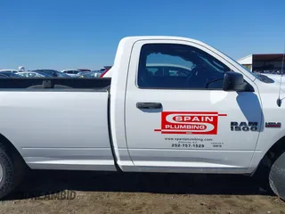 2017 Ram 1500 Tradesman z VIN 3C6JR6DT5HG548561, wystawiony jako IAAI lot #41630666 z przebiegiem 106 326 mil mil oraz . Historia ofert i sprzedaży dostępna na DreamBid. Obrazek 13.