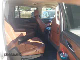 2018 Cadillac Escalade ESV Premium Luxury z VIN 1GYS3JKJ9JR167878, wystawiony jako IAAI lot #41739565 z przebiegiem 158 230 mil mil oraz . Historia ofert i sprzedaży dostępna na DreamBid. Obrazek 8.