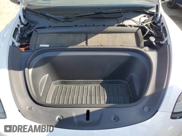 2024 Tesla Model Y с VIN 7SAYGDED6RF109727, выставлен на аукционе Copart как лот 59038725 с пробегом 14 948 миль миль и Списание • Salvage title. История ставок и продаж доступна на DreamBid. Изображение 11.
