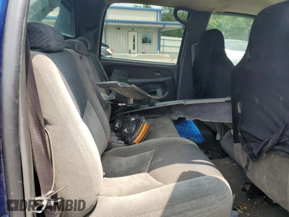 2004 Chevrolet Avalanche with VIN 3GNEC12T24G107067, listed as a Copart auction lot 59459335 with 192,437 mi miles and Salvage title. Bid and sale history available at DreamBid. Image 10.