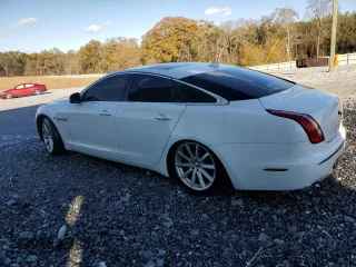 2014 Jaguar XJ with VIN SAJWA1CZ3E8V65747, listed as a Copart auction lot 81718664 with 87,846 mi miles and Clean Title. Bid and sale history available at DreamBid. Image 2.