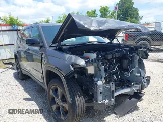2025 Jeep Grand Cherokee Limited with VIN 1C4RJKBG9S8661279, listed as a IAAI auction lot 42431910 with 3,512 mi miles and . Bid and sale history available at DreamBid. Image 1.