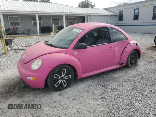 2003 Volkswagen New Beetle Coupe GL with VIN 3VWBK21C53M421251, listed as a Copart auction lot 78678044 with 140,676 mi miles and Clean Title. Bid and sale history available at carsss.com. Image 1.