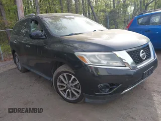 2015 Nissan Pathfinder S with VIN 5N1AR2MN2FC721337, listed as a IAAI auction lot 42120678 with 242,287 mi miles. Bid and sale history available at carsss.com. Image 1.