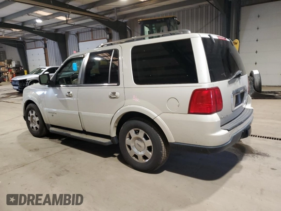 2005 Lincoln Navigator Luxury with VIN 5LMFU28505LJ00446, listed as a Copart auction lot 76027694 with 128,345 mi miles and Salvage Title. Bid and sale history available at carsss.com. Image 2.