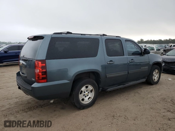 2010 Chevrolet Suburban LS with VIN 1GNUCHE02AR178254, listed as a Copart auction lot 50455525 with 214,049 mi miles and Clean Title. Bid and sale history available at carsss.com. Image 3.