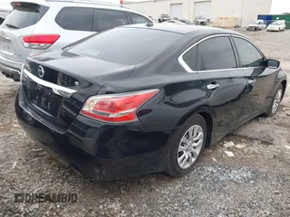 2015 Nissan Altima S with VIN 1N4AL3AP2FN371932, listed as a IAAI auction lot 42137639 with 120,435 mi miles and . Bid and sale history available at DreamBid. Image 4.