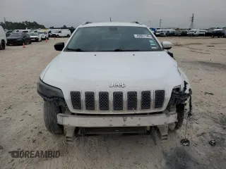 2019 Jeep Cherokee Latitude with VIN 1C4PJLCXXKD111205, listed as a Copart auction lot 49061145 with 156,738 mi miles and Clean Title. Bid and sale history available at carsss.com. Image 5.
